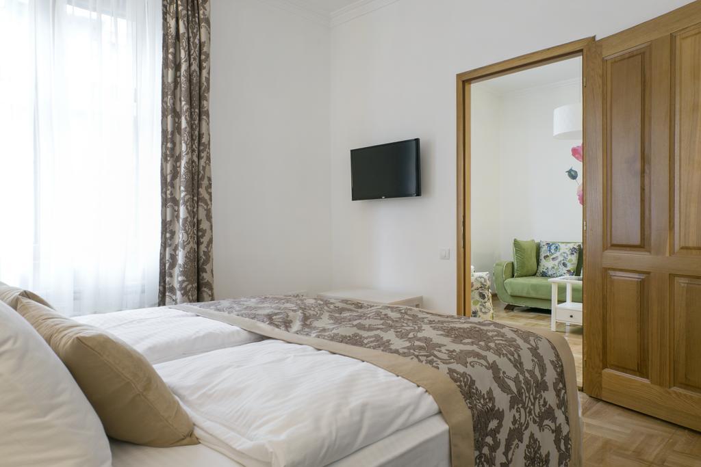 Apartment 4